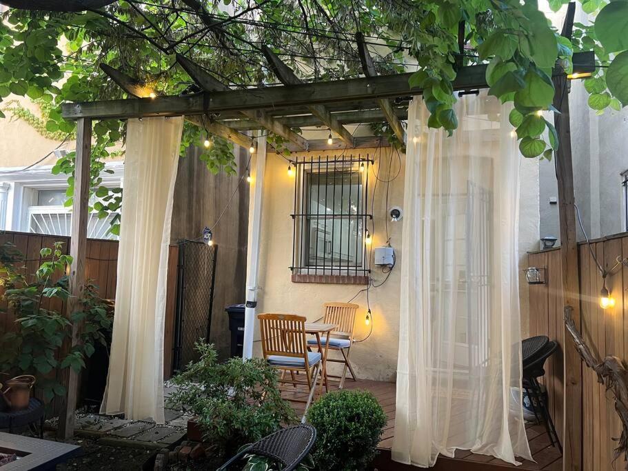 3-Bedroom House With Cute Patio Explore Dc On Foot 워싱턴 외부 사진