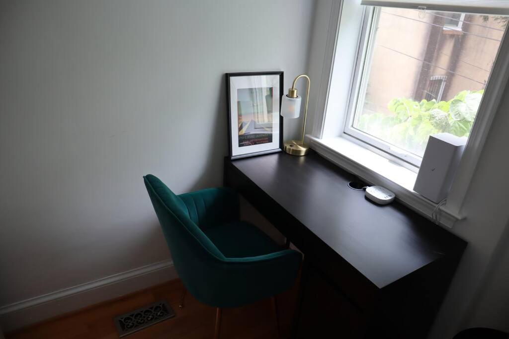 3-Bedroom House With Cute Patio Explore Dc On Foot 워싱턴 외부 사진