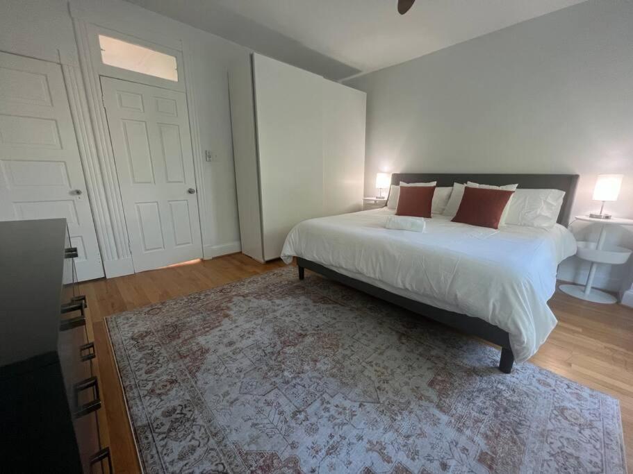 3-Bedroom House With Cute Patio Explore Dc On Foot 워싱턴 외부 사진